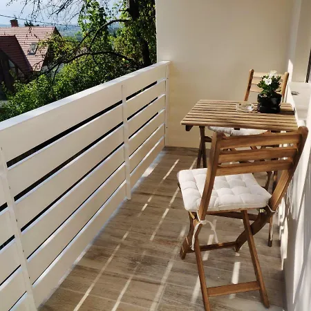 Eleven House بيت للعطل *