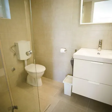 Eleven House بيت للعطل